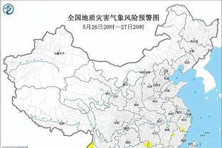 方镜淇首次在队内过生日，于根伟调侃：那我是不是要给你放个假？